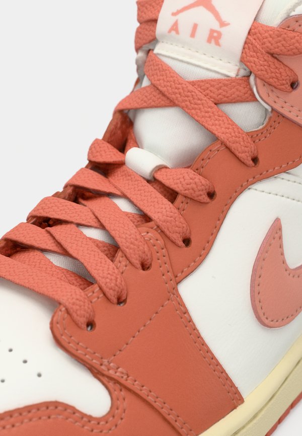 Jordan AIR JORDAN 1 MID