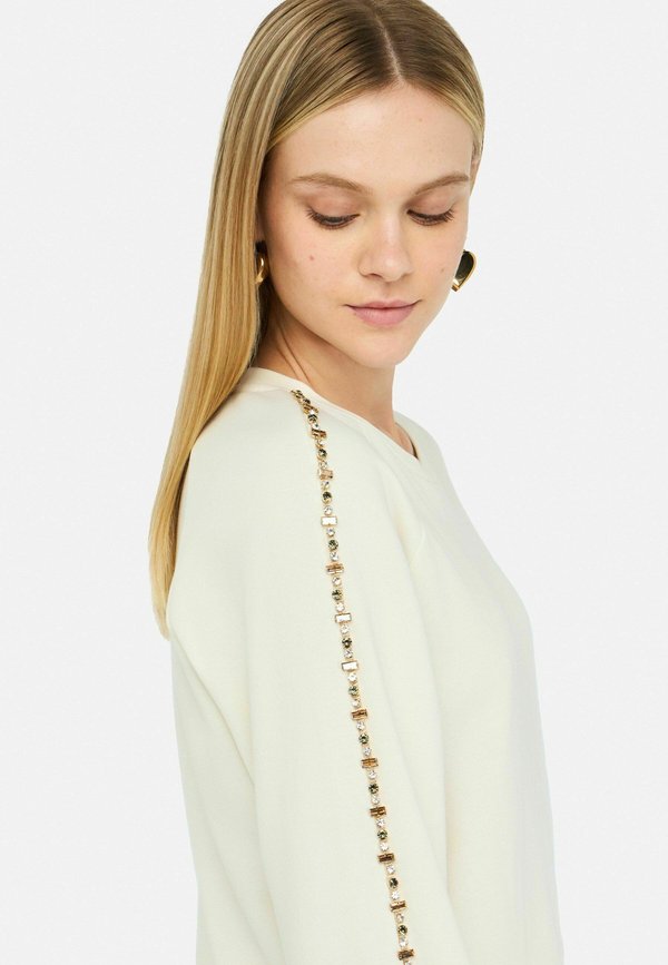 LIU JO BETTER MIT STRASS
