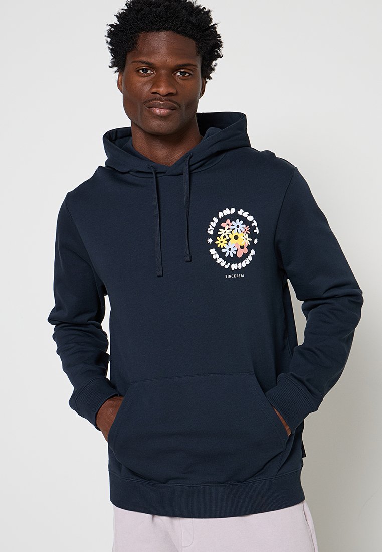 Lyle & Scott
