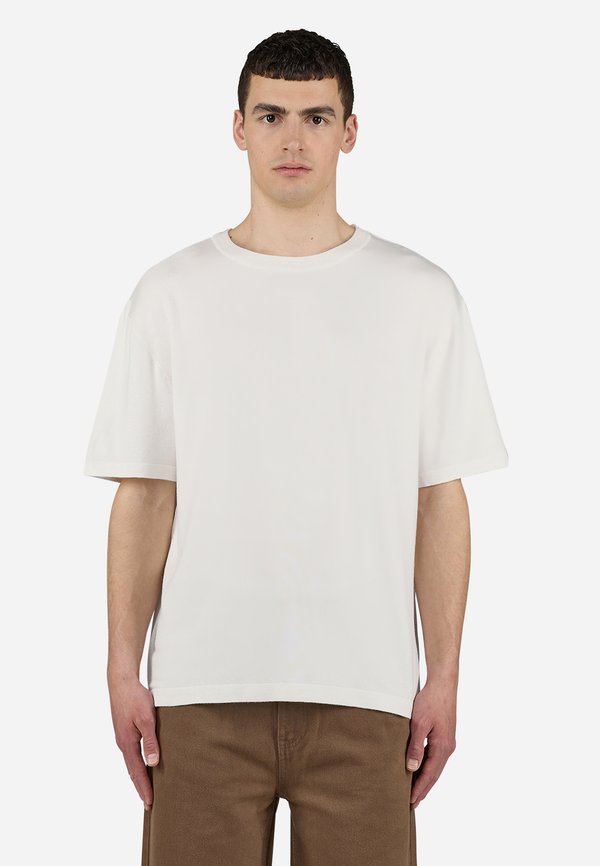 Pegador CASAN FINE KNIT OVERSIZED TEE