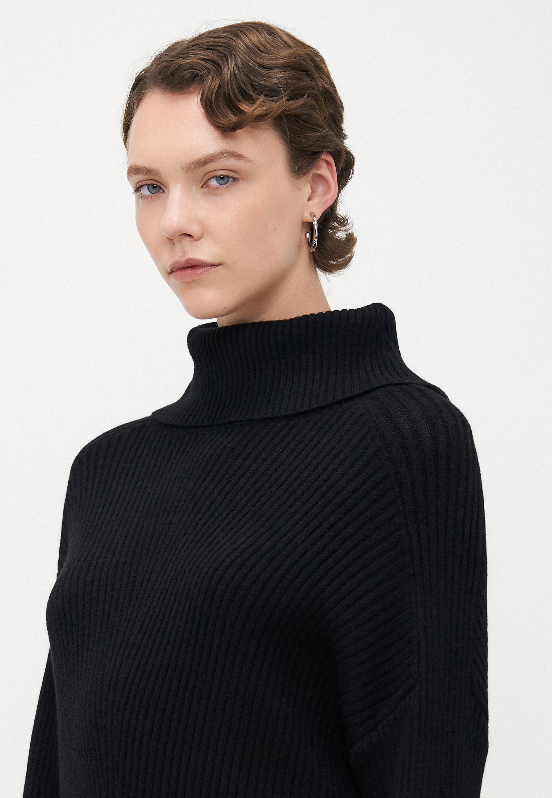ONLKATIA SADDLE ROLL NECK Media 5