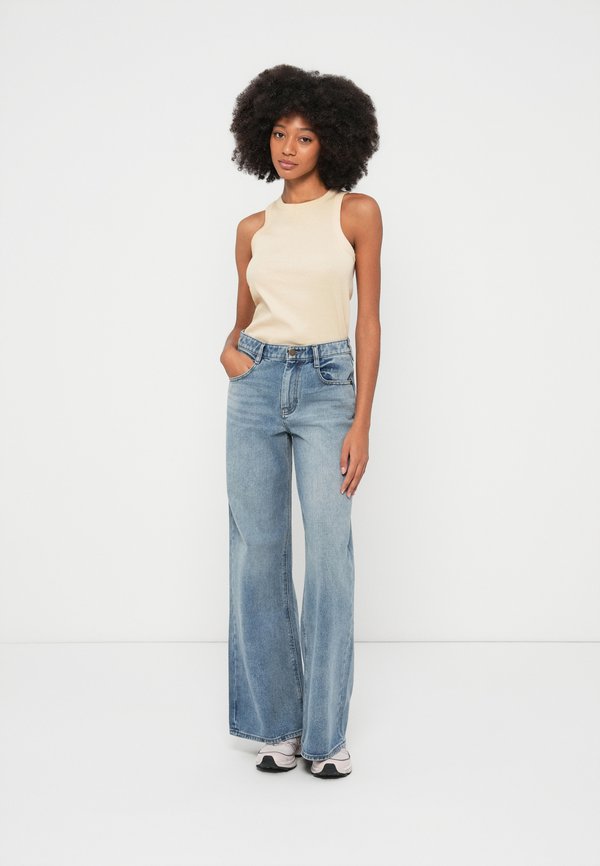Billabong FREE FALL FLARE