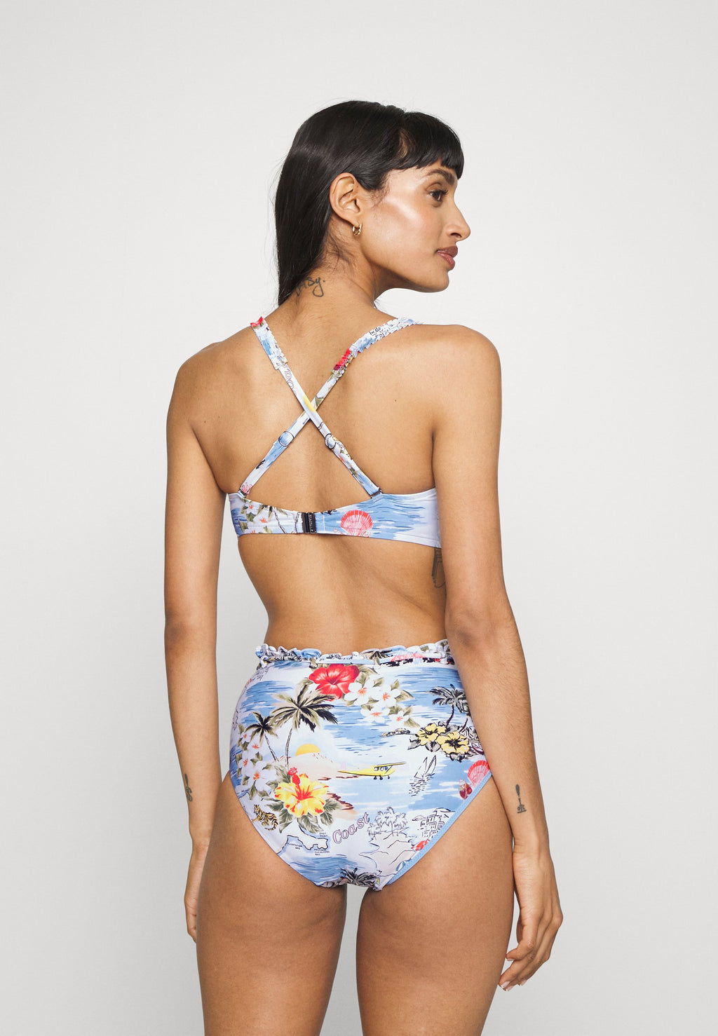 COAST TO COAST HIGH WAISTED PANT Media 4
