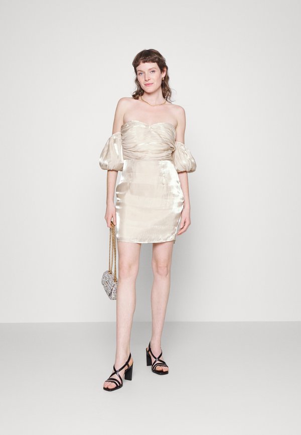 IN THE STYLE TERRIE SWEETHEART NECK PUFF SLEEVE DRESS