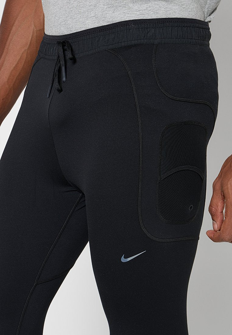 Nike Performance PINNACLE