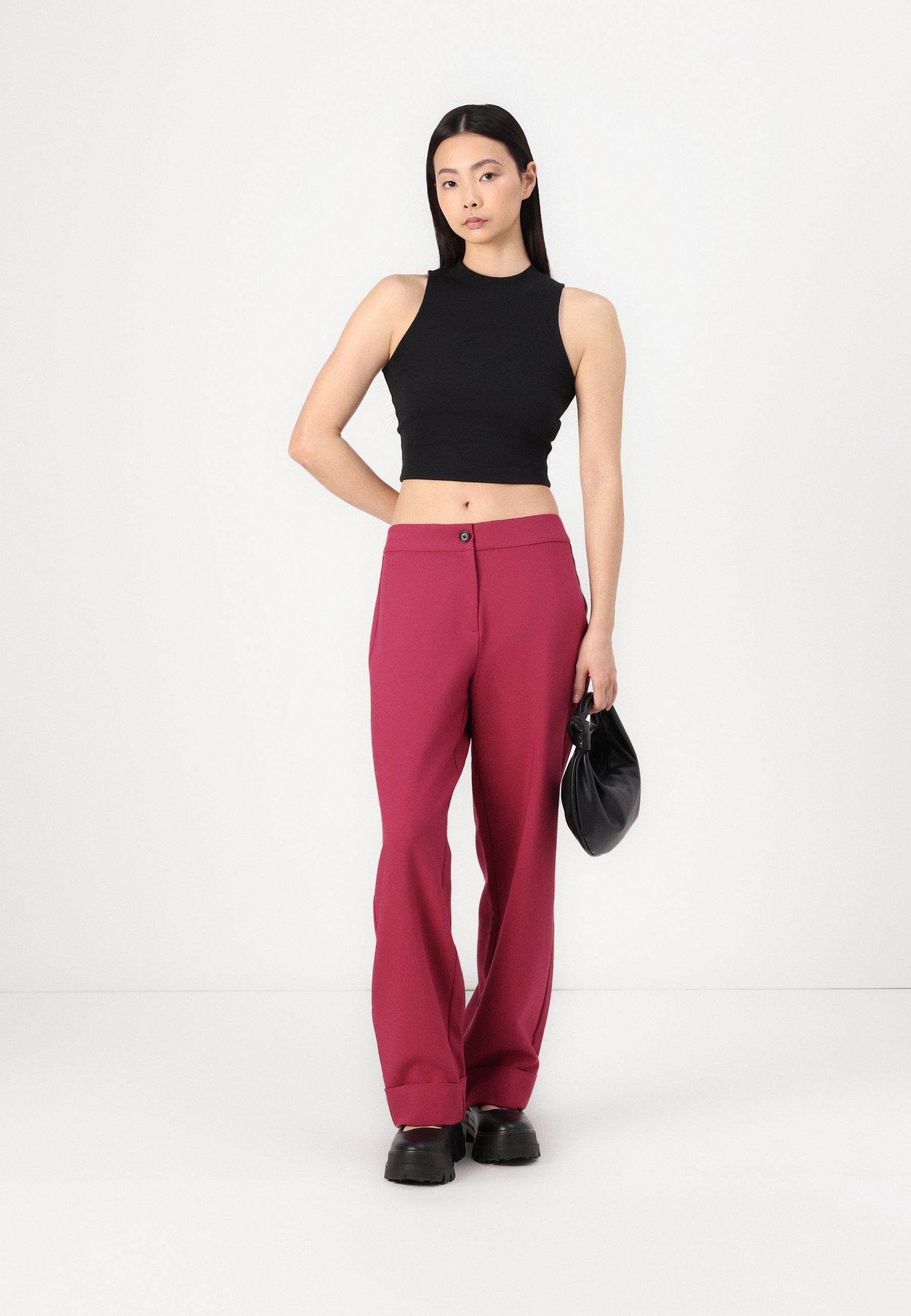ONLCASEY LIFE CROPPED PANT Media 2