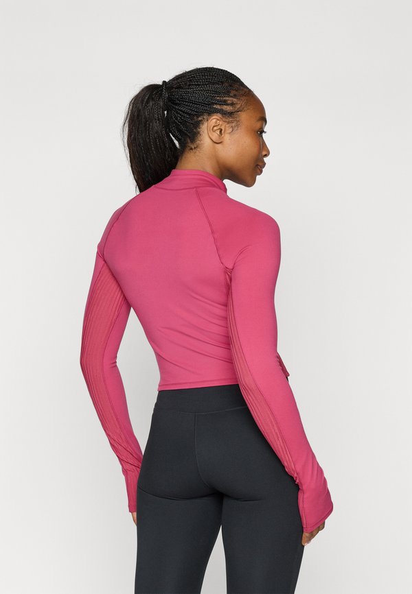 Nike Performance WARM