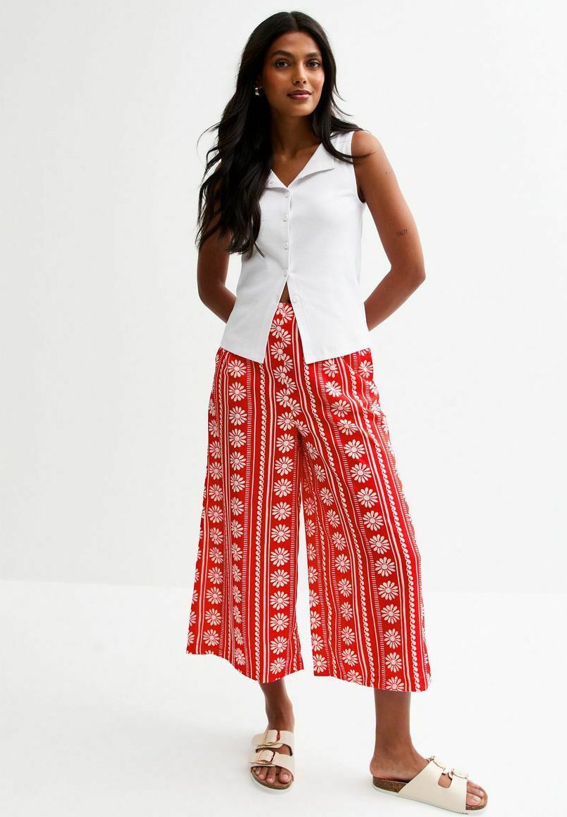New Look DAISY CHAIN PRINT WIDE LEG CROPPED