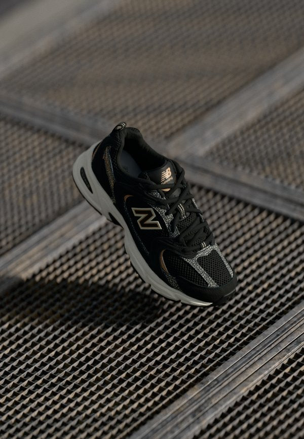 New Balance U530 UNISEX - Trainers - black
