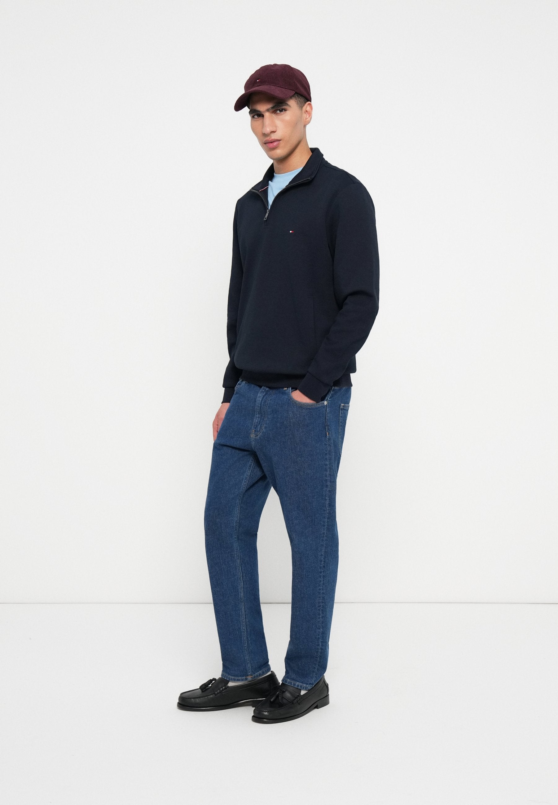 PERFORMANCE QUARTER-ZIP INTECHNO KNIT JUMPER Media 2