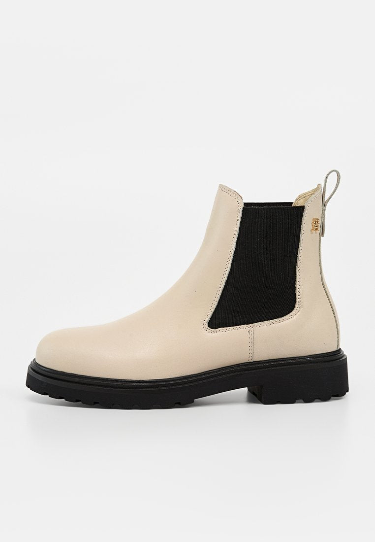 Tommy Hilfiger Plateaustiefelette Media 1