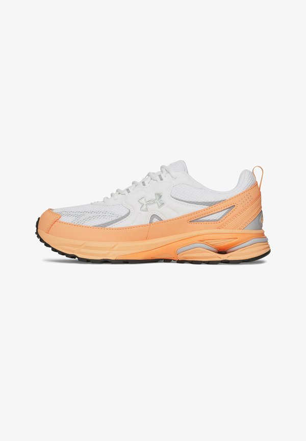 Under Armour APPARITION TECH UNISEX - Walking trainers - white