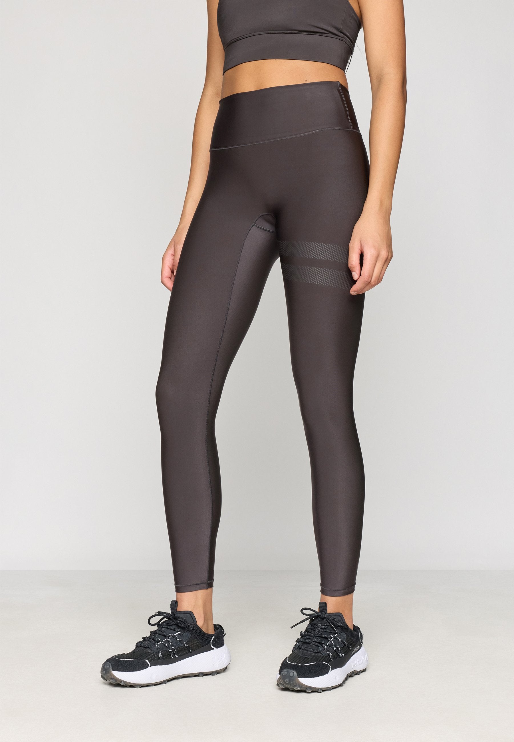 Stronger THE SIGNATURE GLOSS LEGGINGS