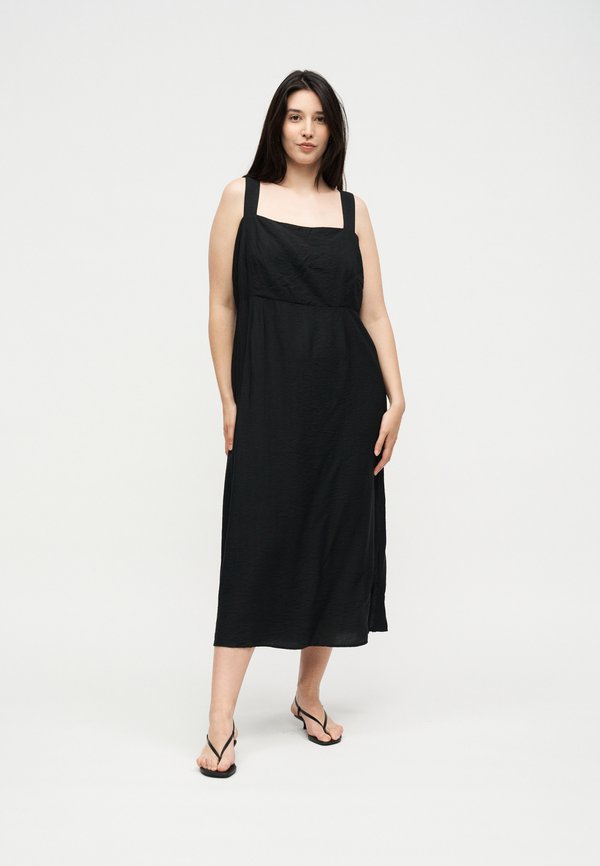Vero Moda Curve VMCKAMAYA DRESS - Day dress - black