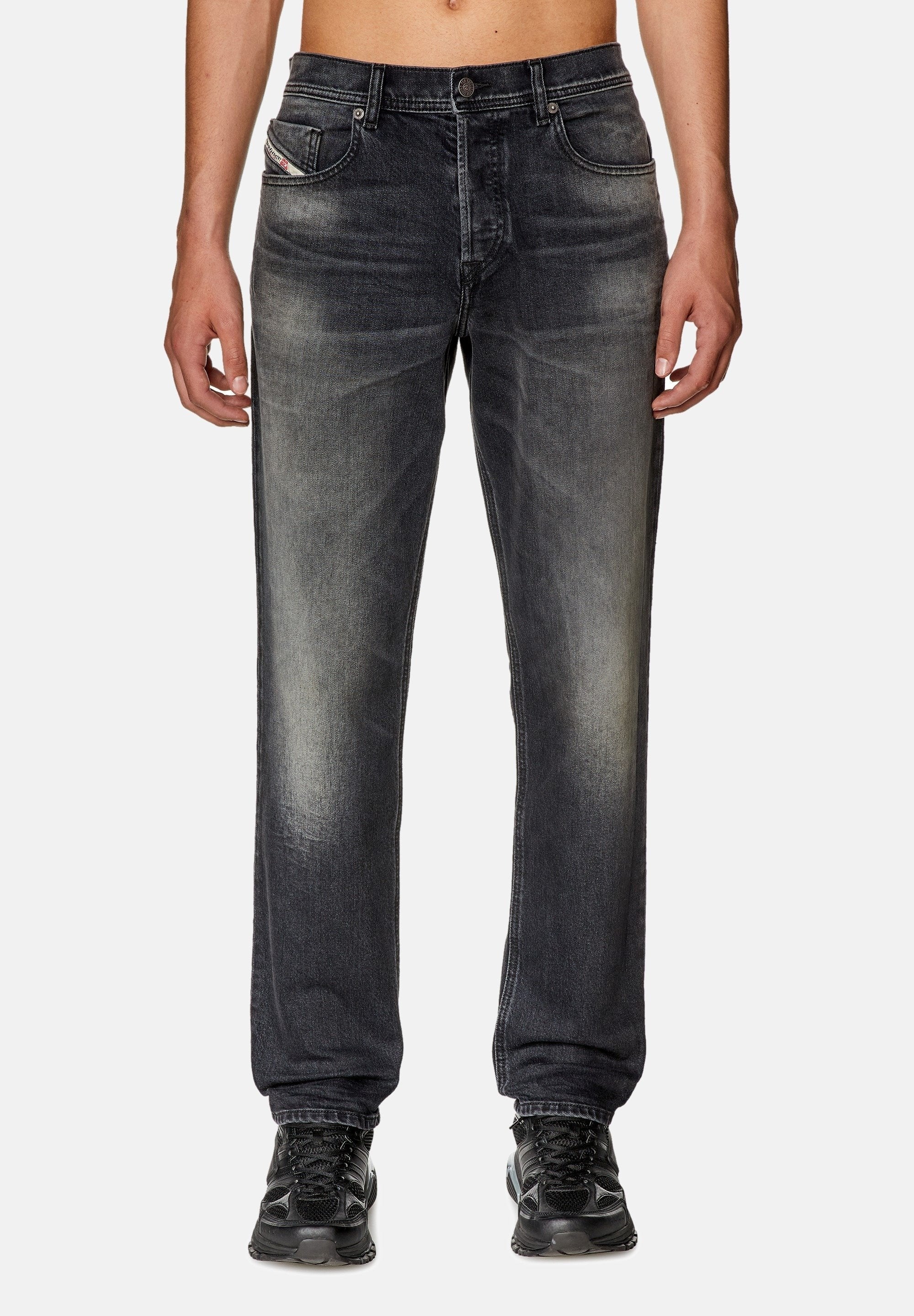 Diesel 2023 D-FINITIVE TAPERED