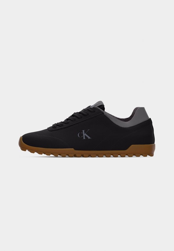 Calvin Klein LOW PROFILE RUN MG SUE DB LACES