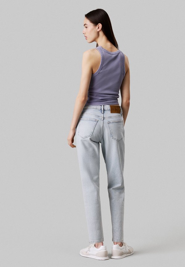 Calvin Klein Jeans MOM