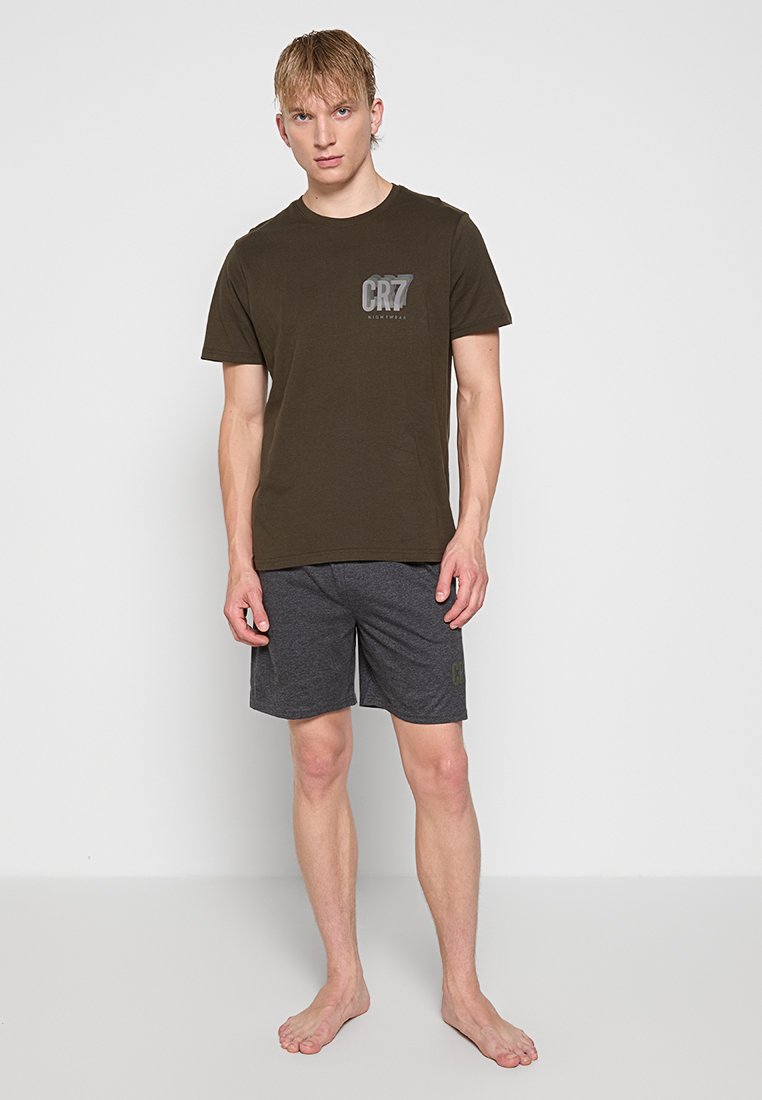 PYJAMAS/SHORTS SET Media 1