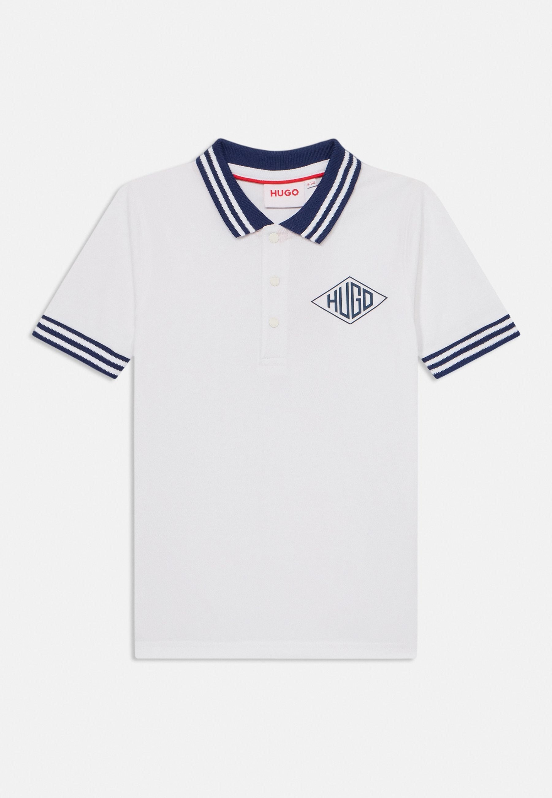 Weißes Poloshirt mit navy gestreiftem Kragen und Ärmelbündchen. Auf der Brust befindet sich ein Diamanten-Logo. Hergestellt aus Baumwollgewebe.