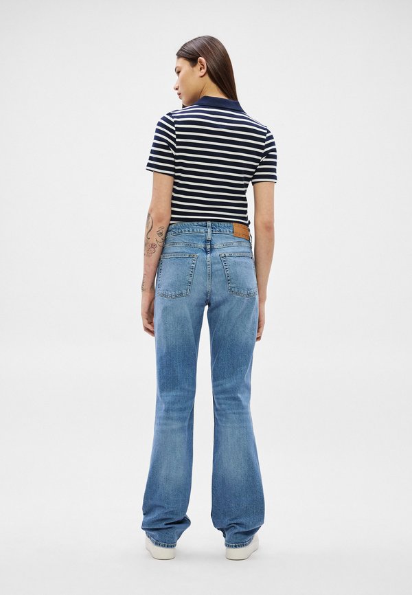 Tommy Jeans FADED MID RISE BOOTCUT JEANS