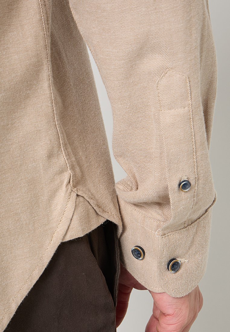 RELAXED FIT Media 4