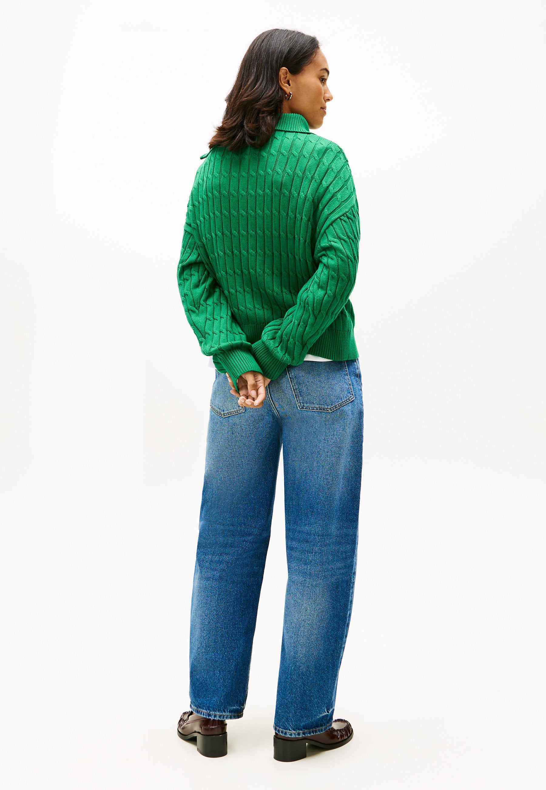 RELAXED CABLE KNIT HALF-ZIP JUMPER Media 4