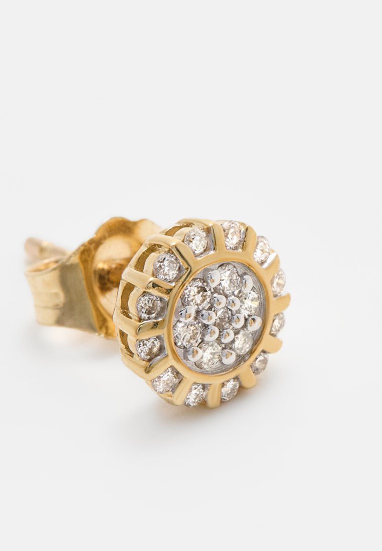 Revoni 0.22 CT DIAMOND