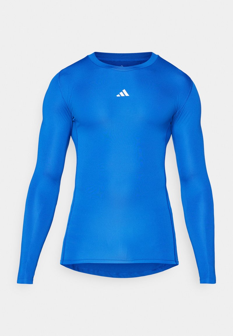TECHFIT LONGSLEEVE T-SHIRT MEN Media 1