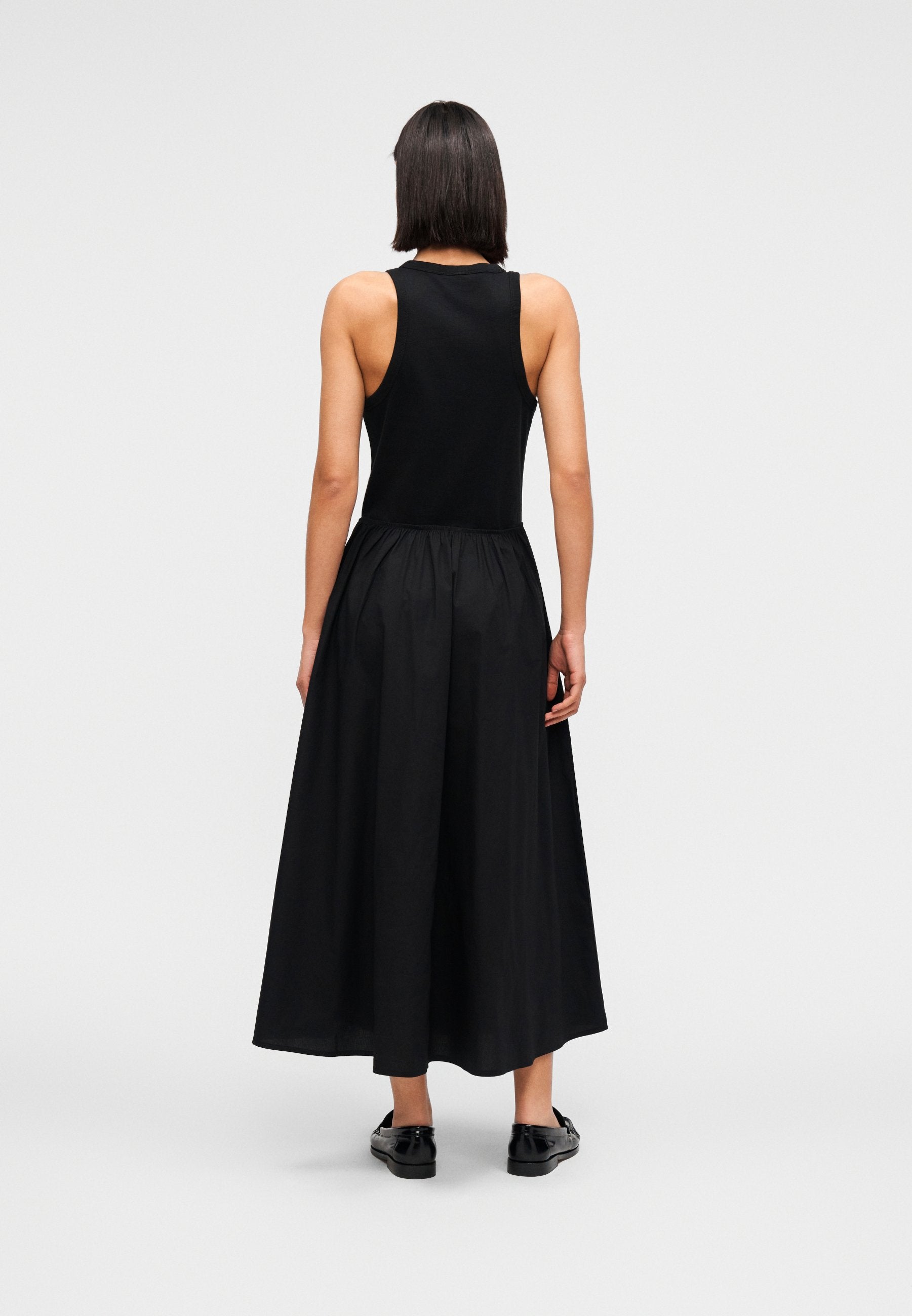 BUTTON DRESS Media 4