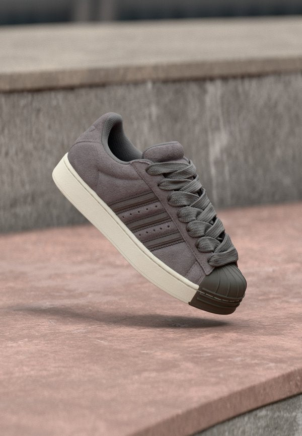 adidas Originals SUPERSTAR ST - Skate shoes - taupe oxide/charcoal/off white
