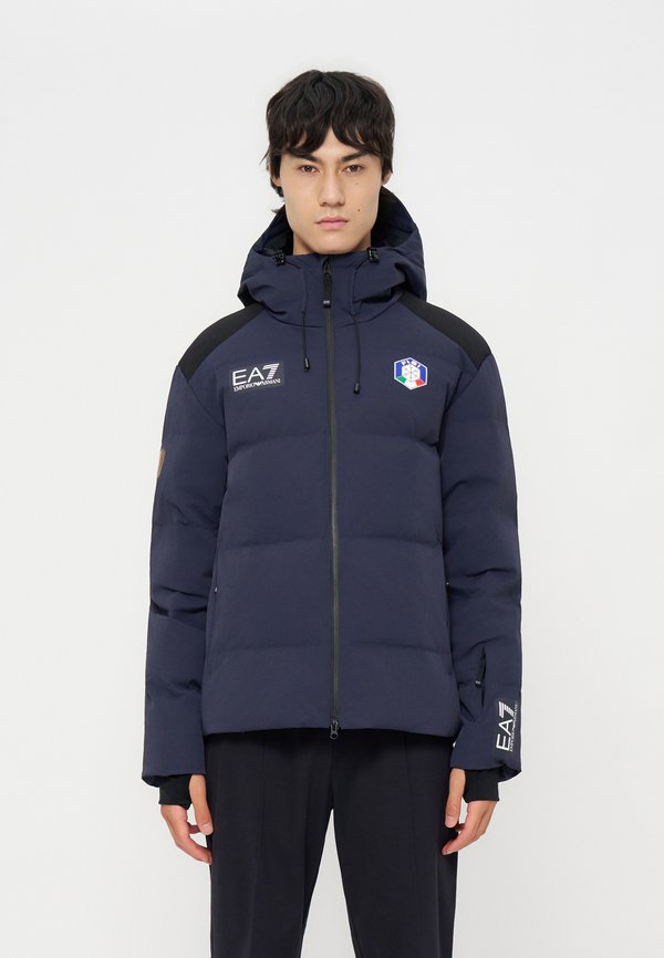 EA7 Emporio Armani