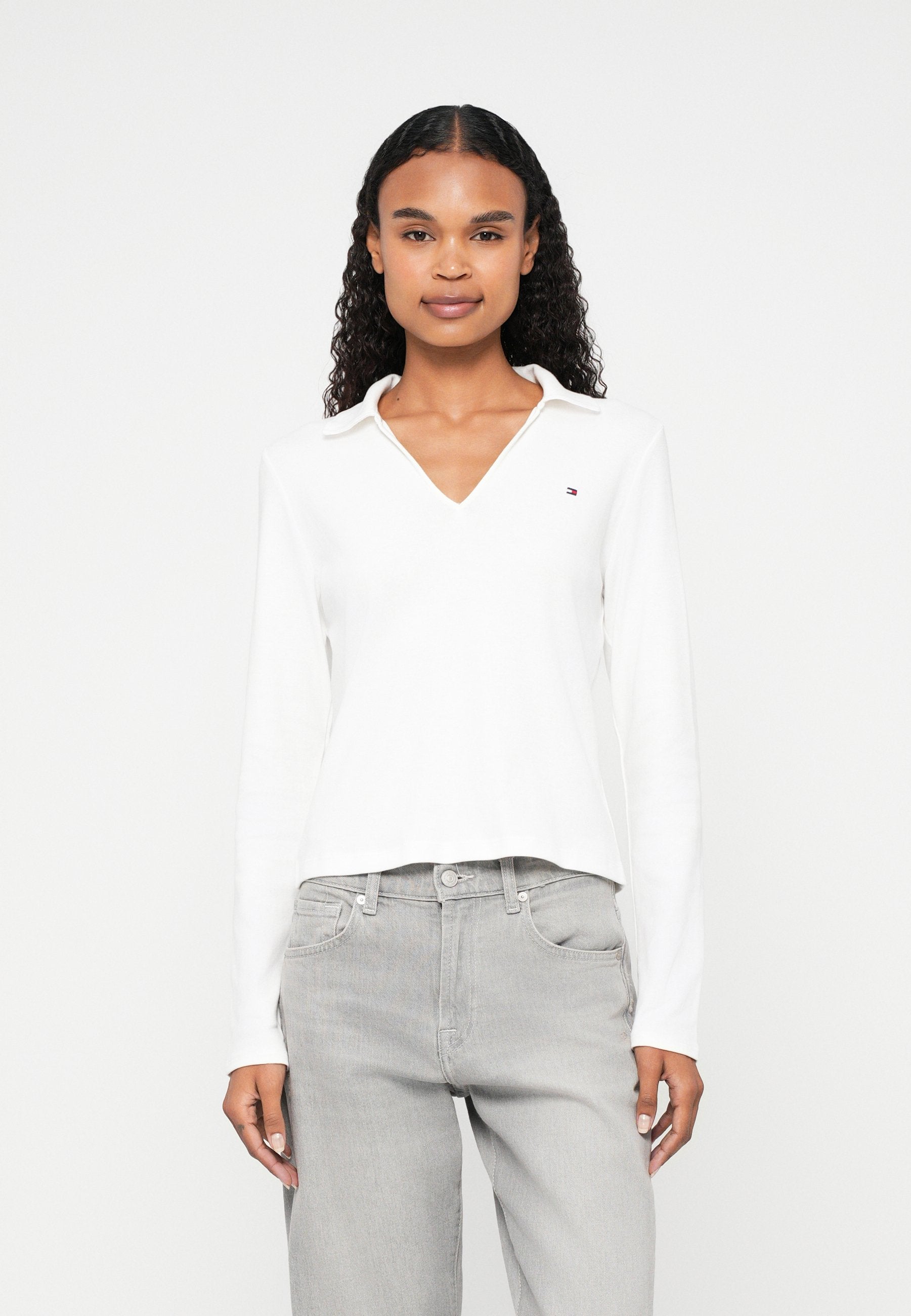 SLIM FIT LONG SLEEVE POLO SHIRT Media 3