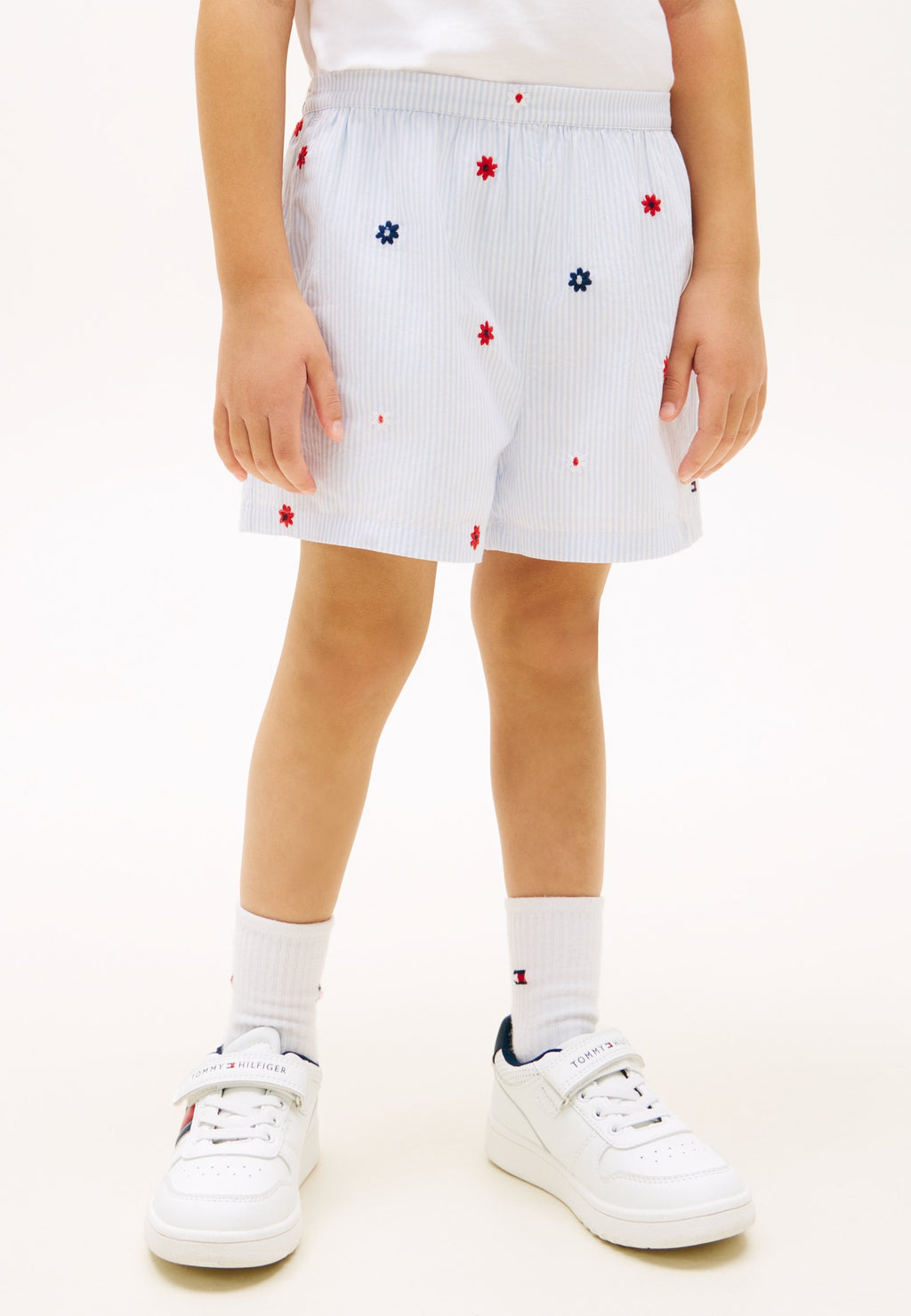 FLORAL EMBROIDERY WIDE LEG SHORTS Media 3