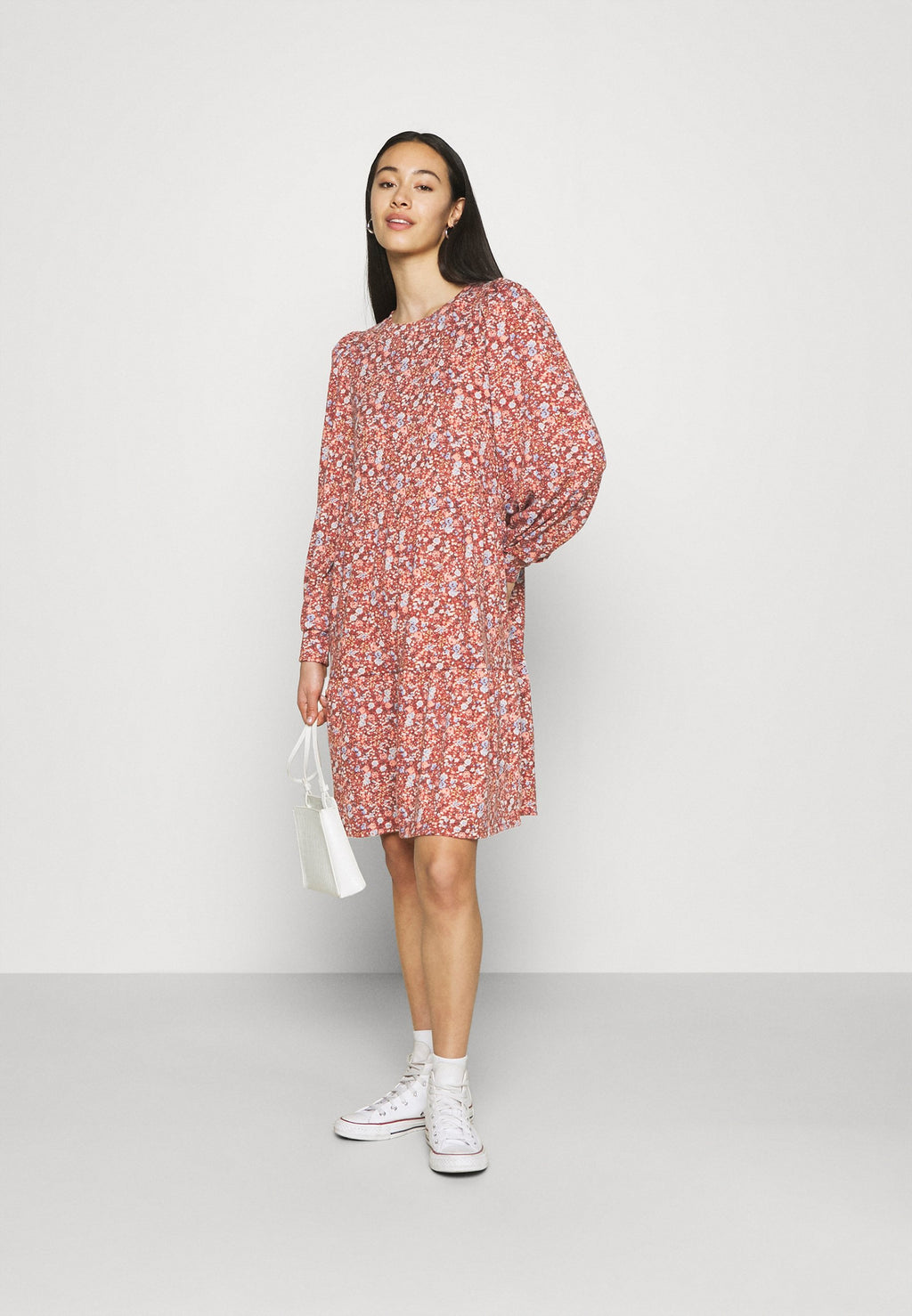 ONLSKY DRESS Media 2