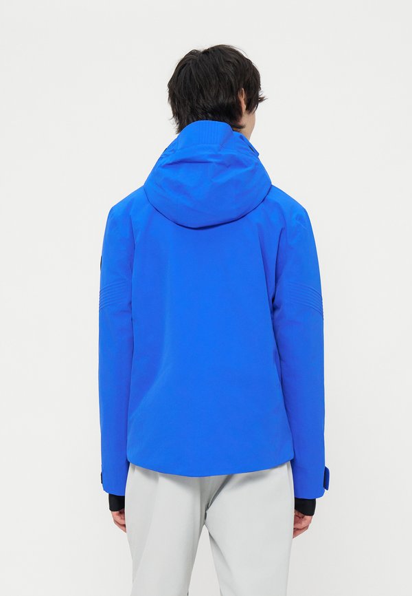 EA7 Emporio Armani