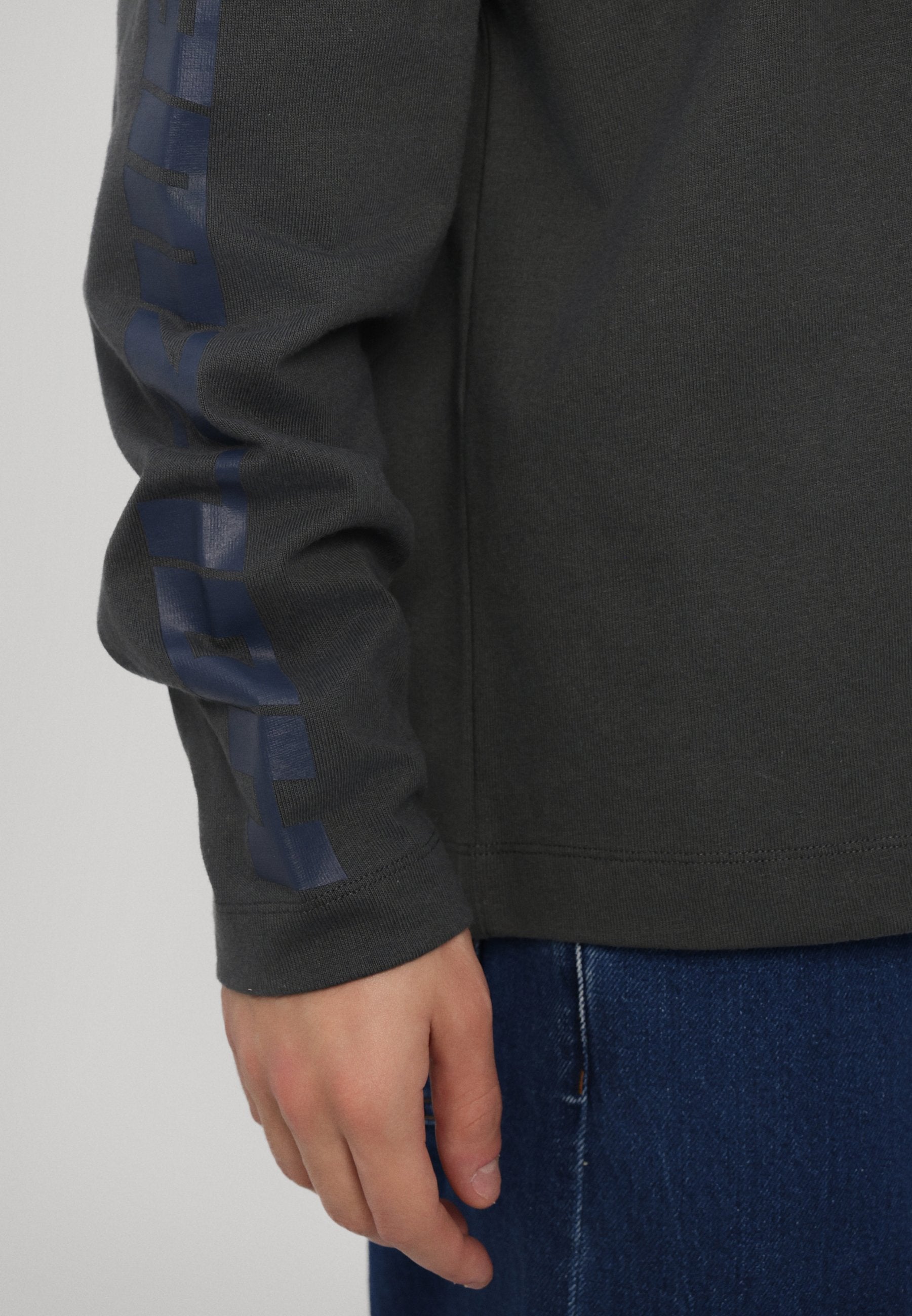 Holzweiler RANGER CRACKED LOGO UNISEX