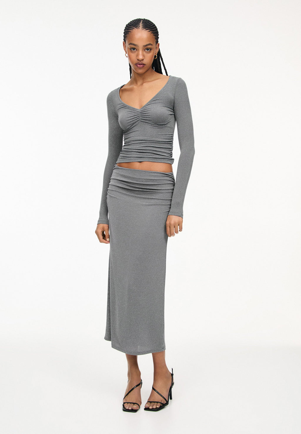PULL&BEAR SHIMMERY WITH GATHERING