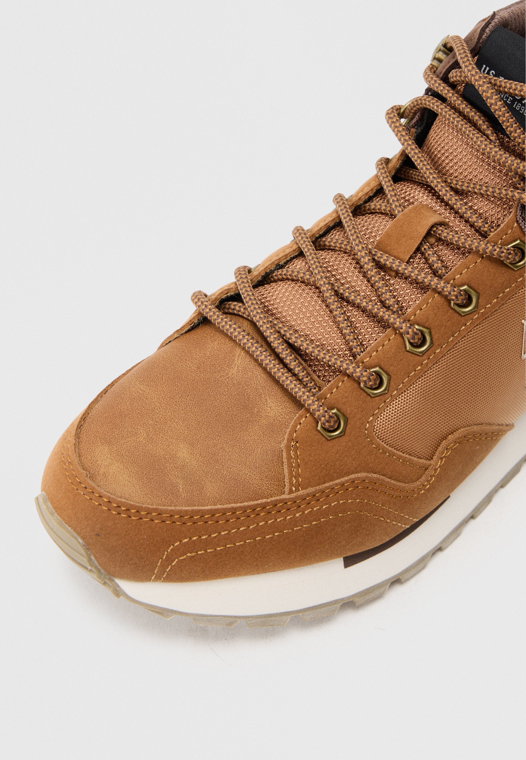 U.S. Polo Assn. ARON