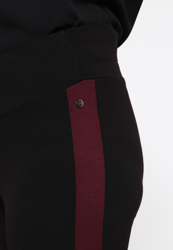 Esprit Maternity