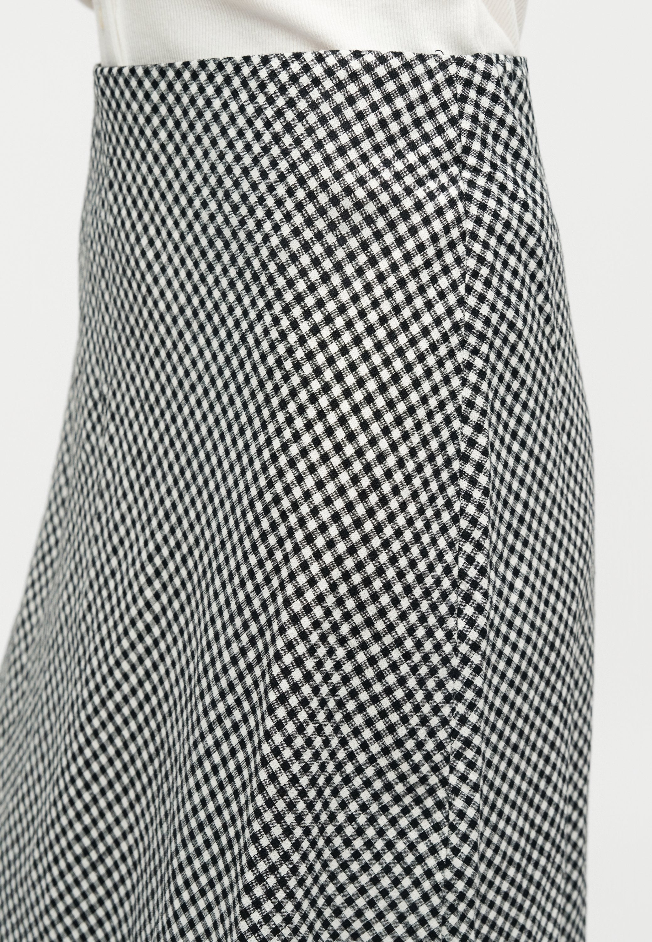 GAP SLIP SKIRT