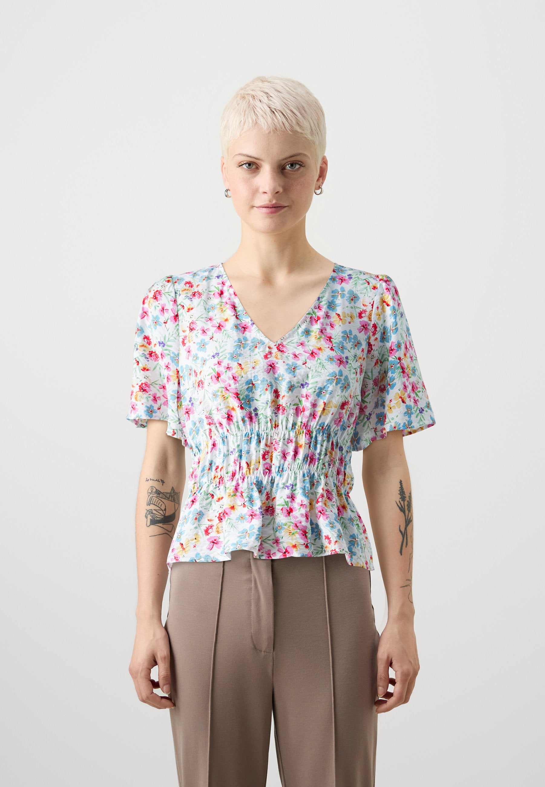 Vero Moda Petite VMFLOWER V NECK