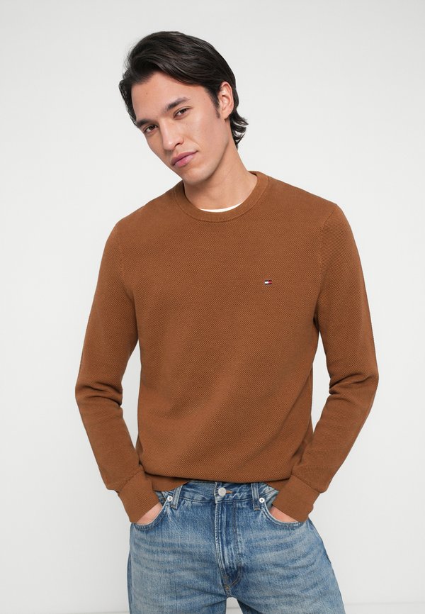 Tommy Hilfiger ESSENTIAL