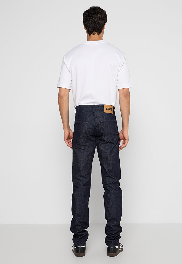 BOSS SLIM FIT