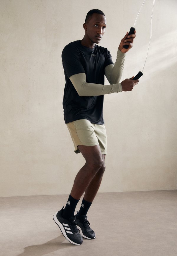adidas Performance EVERYSET