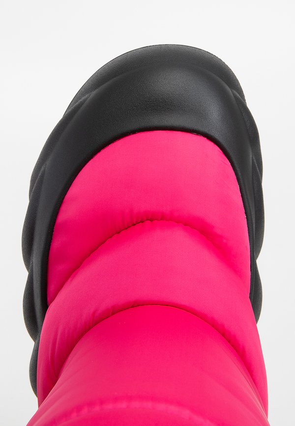 Crocs OVERPUFF