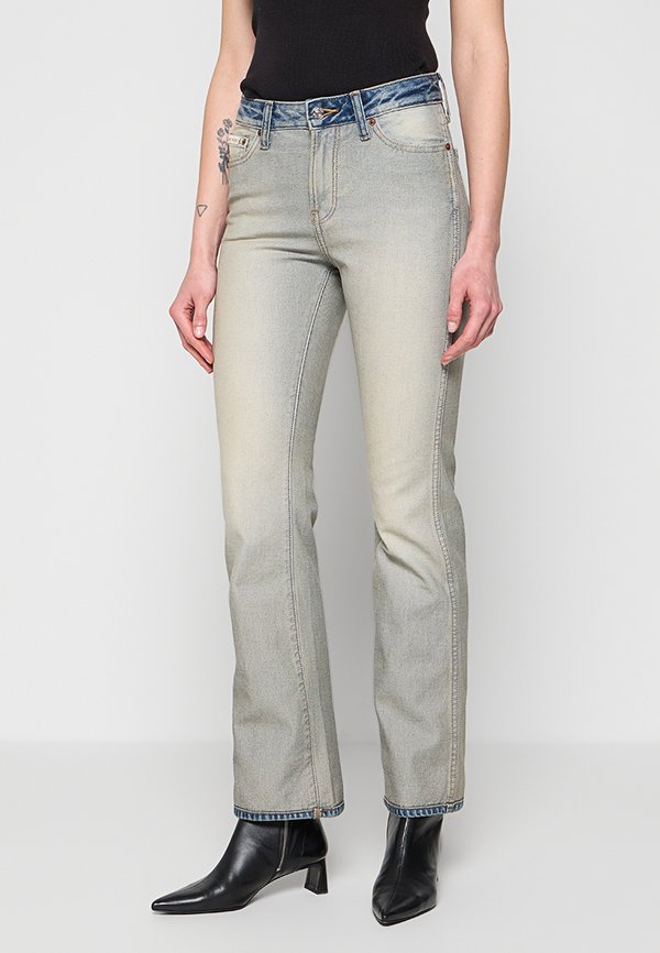 Calvin Klein Jeans RELAXED BOOTCUT