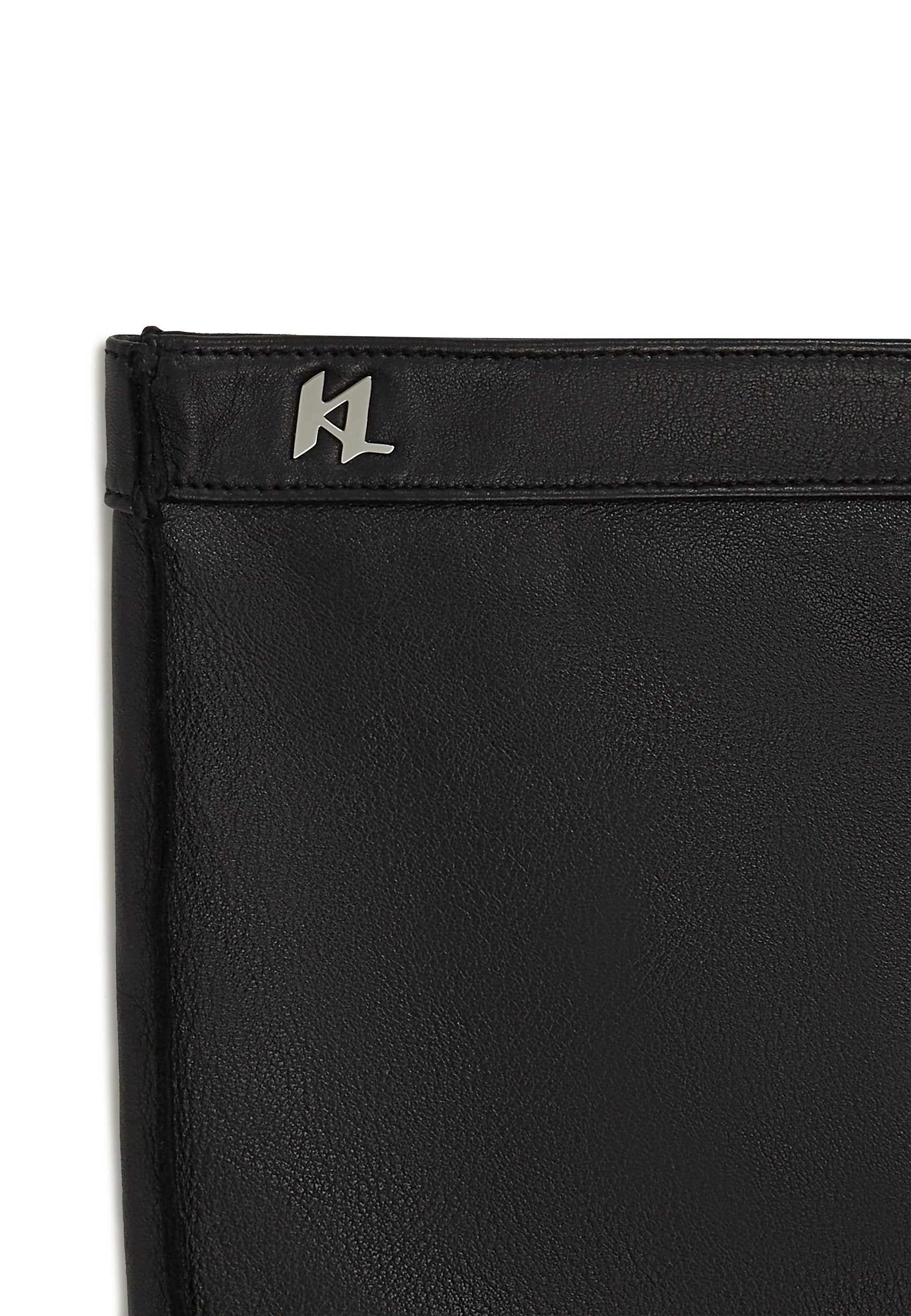 MONOGRAM Media 4