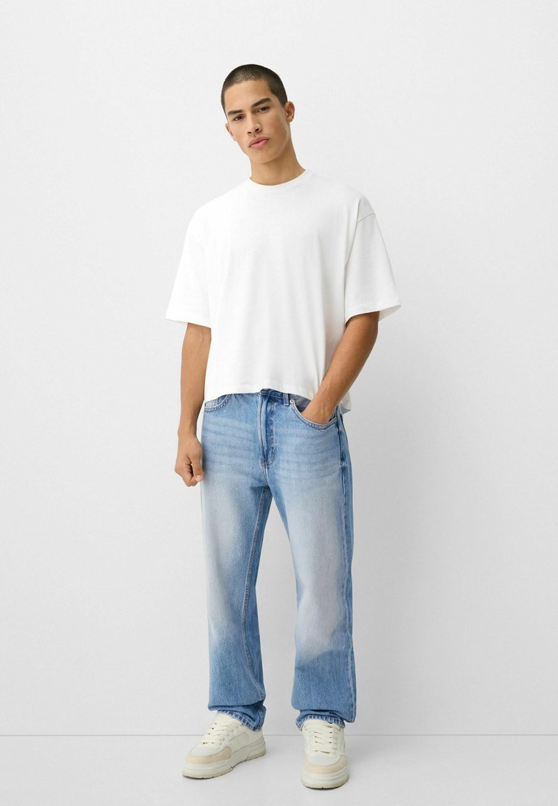 Bershka Jeans Straight Leg Media 1