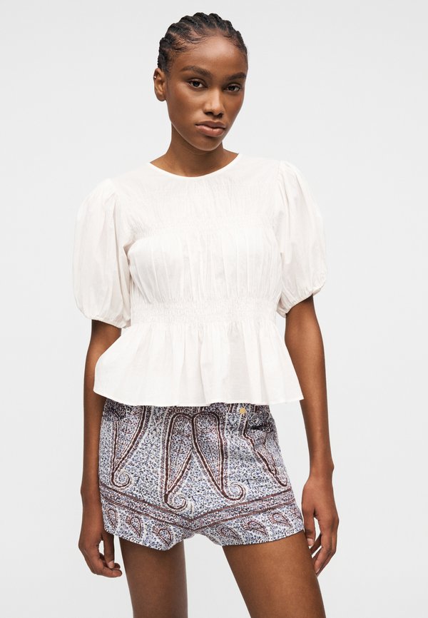 Antik Batik CAROLINE