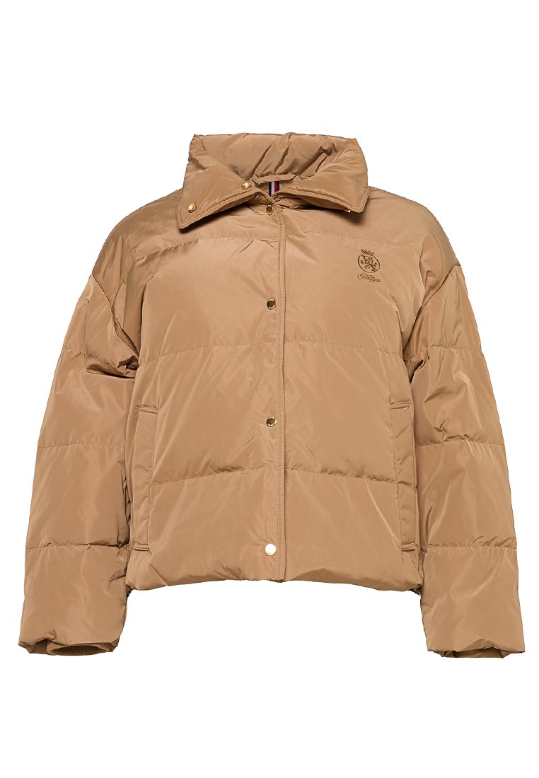 REGULAR FIT Media 1